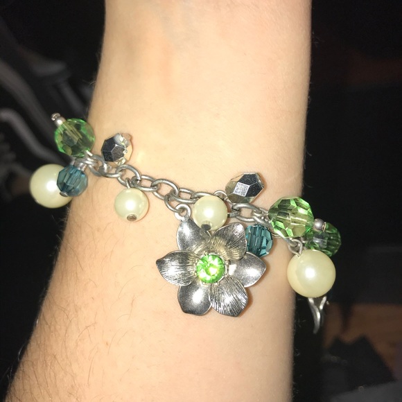 Spring charm bracelet - Picture 5 of 8